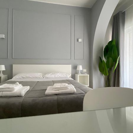 Quintino Sella Rooms Барі Екстер'єр фото