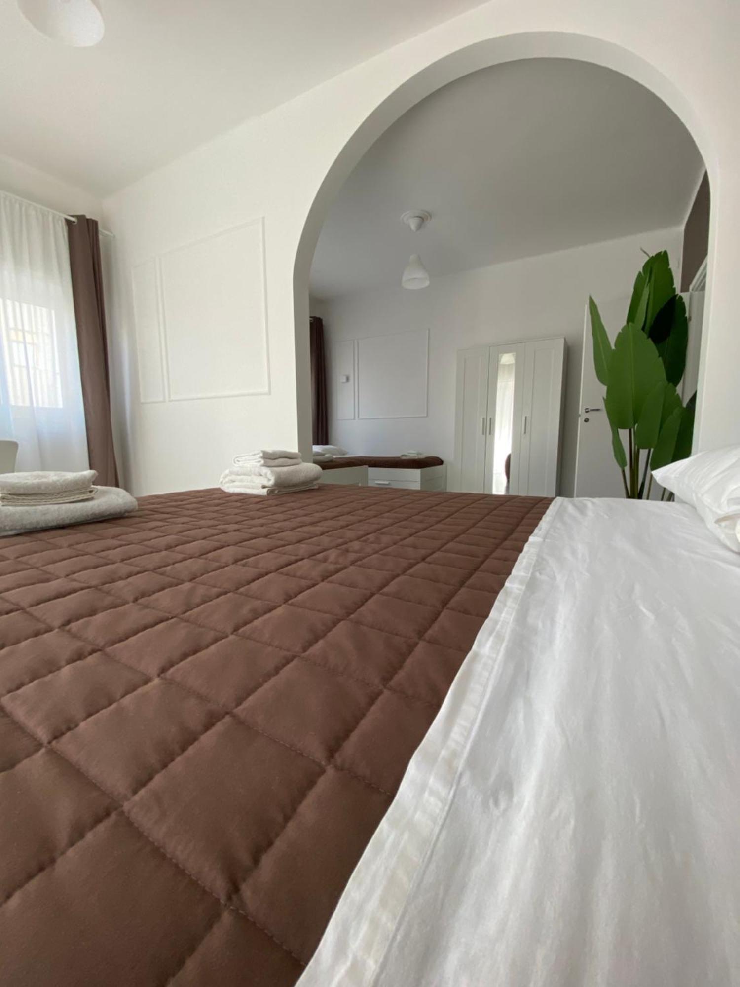 Quintino Sella Rooms Барі Екстер'єр фото